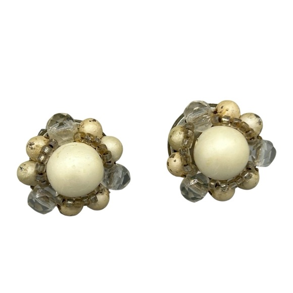 Vintage Made in Japan Cream Beaded Clip-On EarringsSilver Tone Cluster
